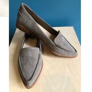 ALDO Taupe pointy loafers
